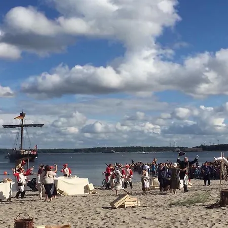 Zwergtaucher * Eckernfoerde